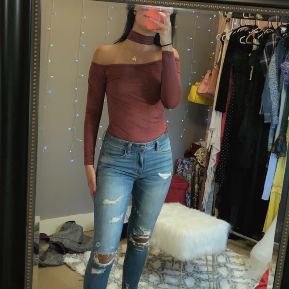 Velvet Top - Picture 2 of 3